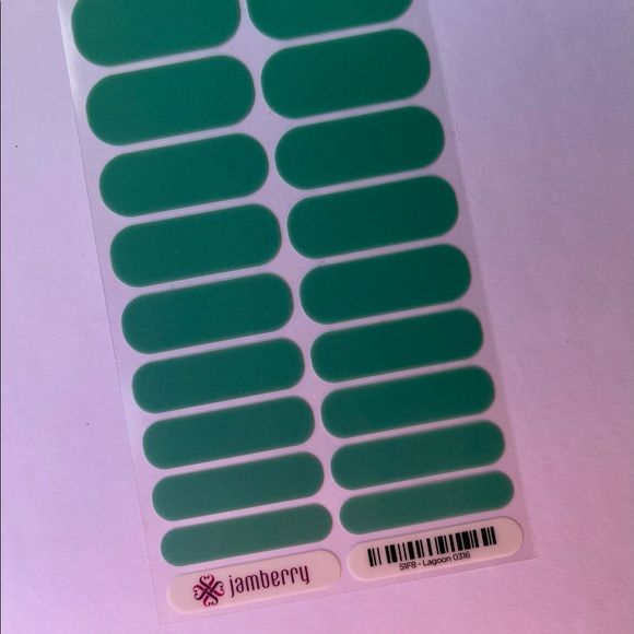 Jamberry nails - full sheet: “Lagoon” - Picture 1 of 1